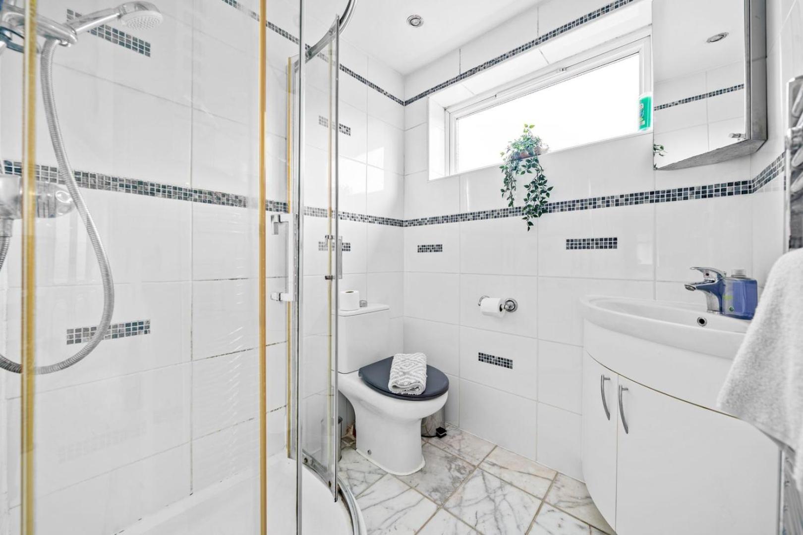Bramcote Lane Spacious 5 Bedroom House นอตติงแฮม ภายนอก รูปภาพ