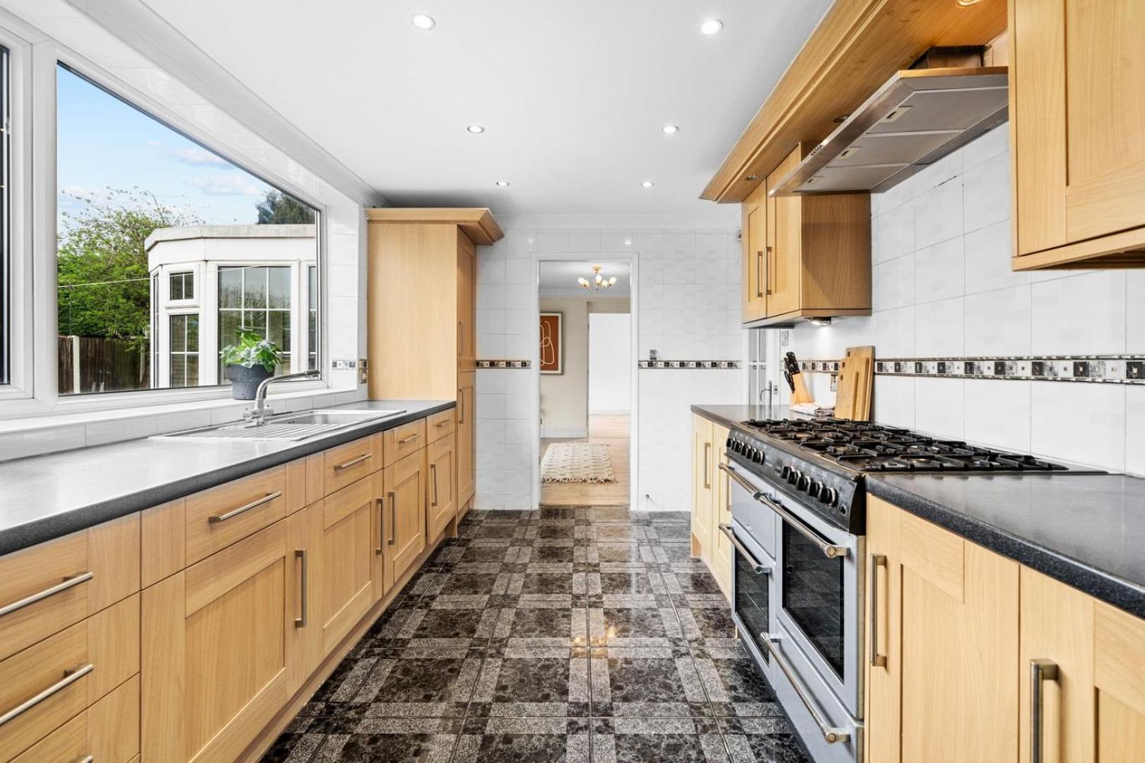 Bramcote Lane Spacious 5 Bedroom House นอตติงแฮม ภายนอก รูปภาพ